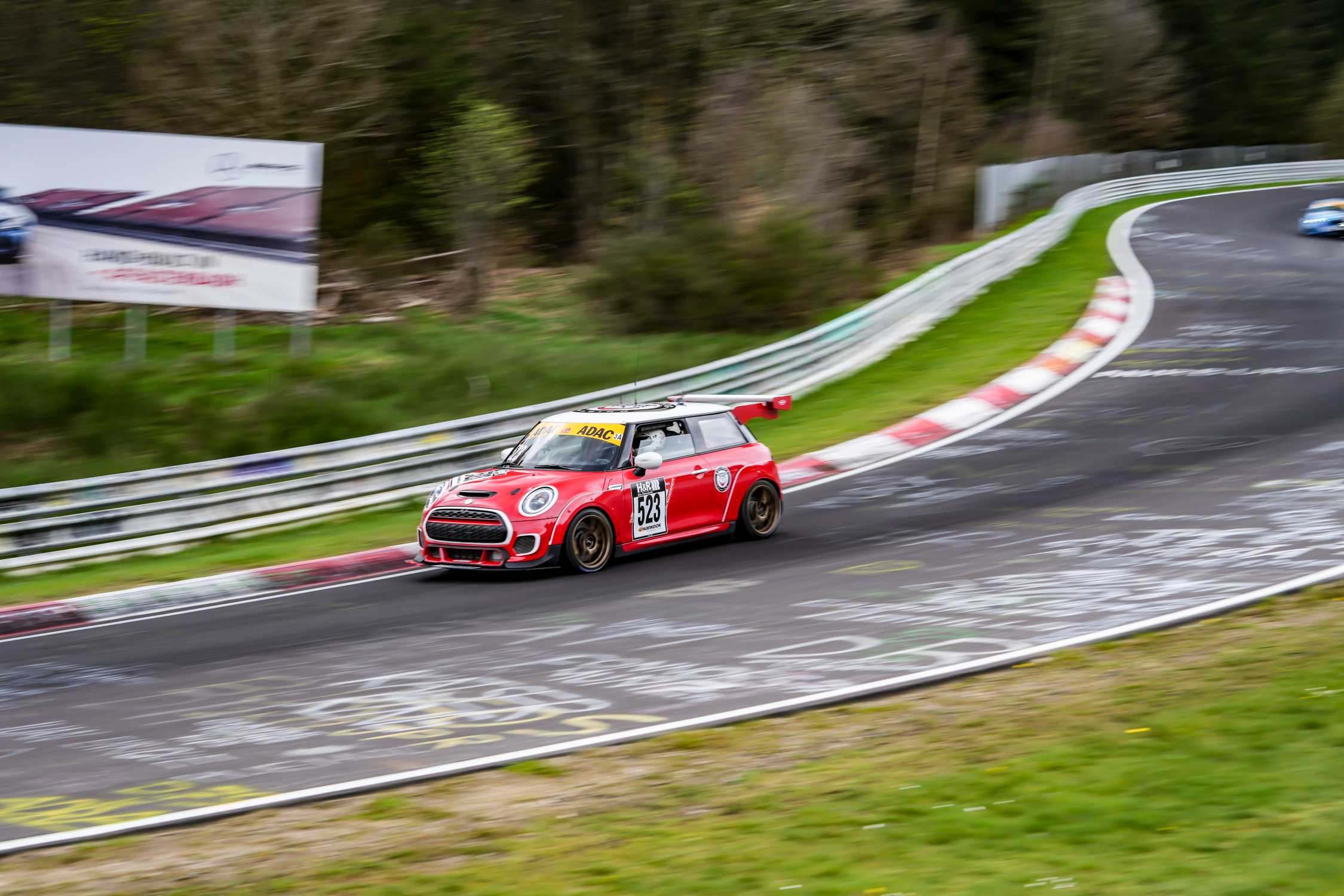 Successful sprint through the Green Hell: Bulldog Racing's MINI John Cooper Works at the second race of the Rundstrecken-Challenge Nürburgring 2023.